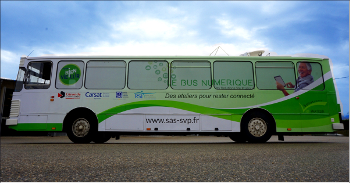 Une photo du bus numérique