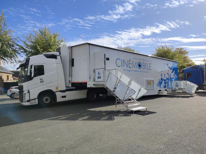 Le plus récent Cinémobile livré à la région Centre